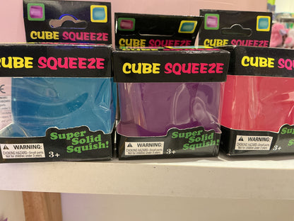 CUBE SQUEEZE Colorful Gel Squishy Stress Relief Ball Toy